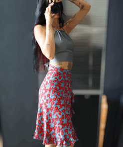 Alternative view of Fleur Rouge