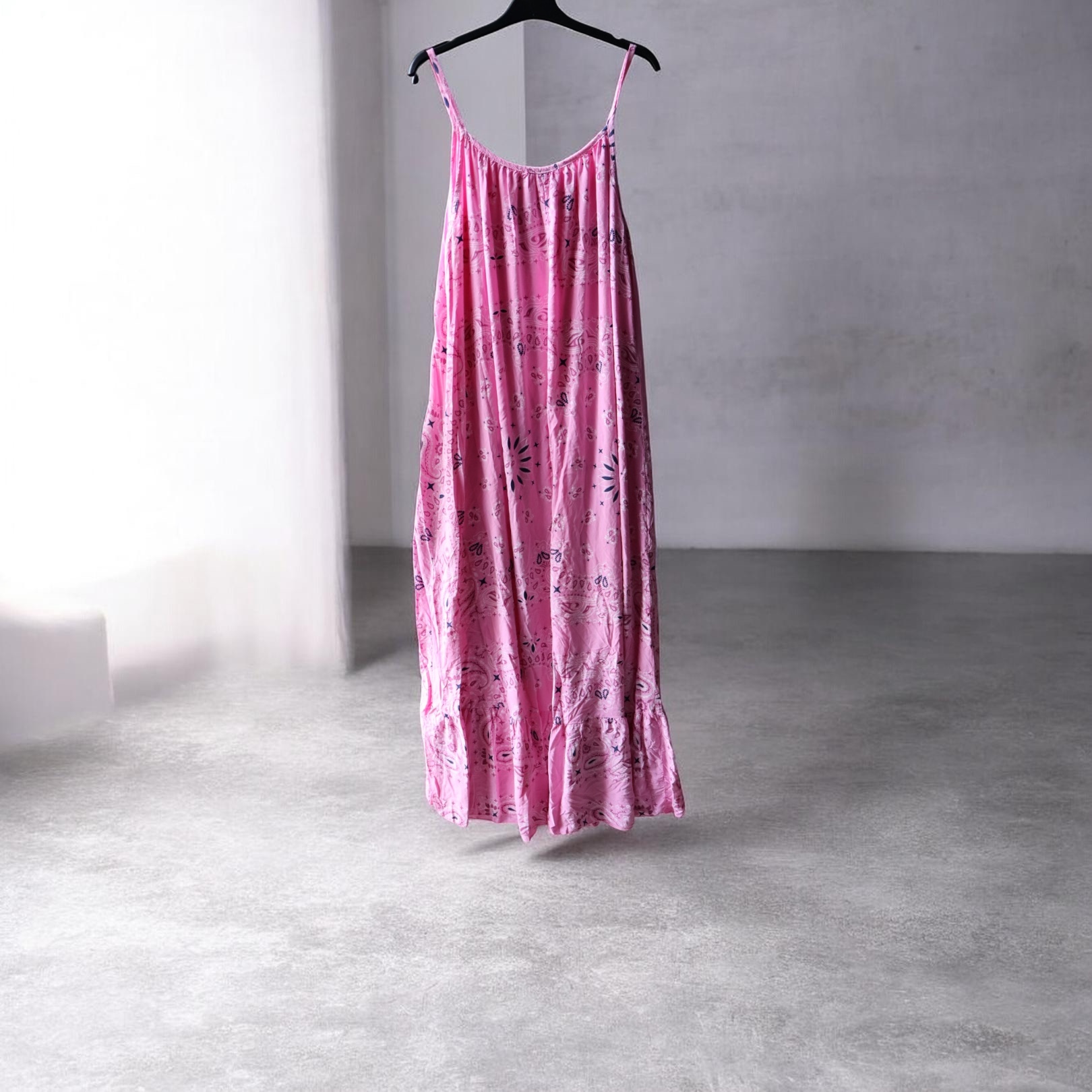 Lynni Dress - Image 2